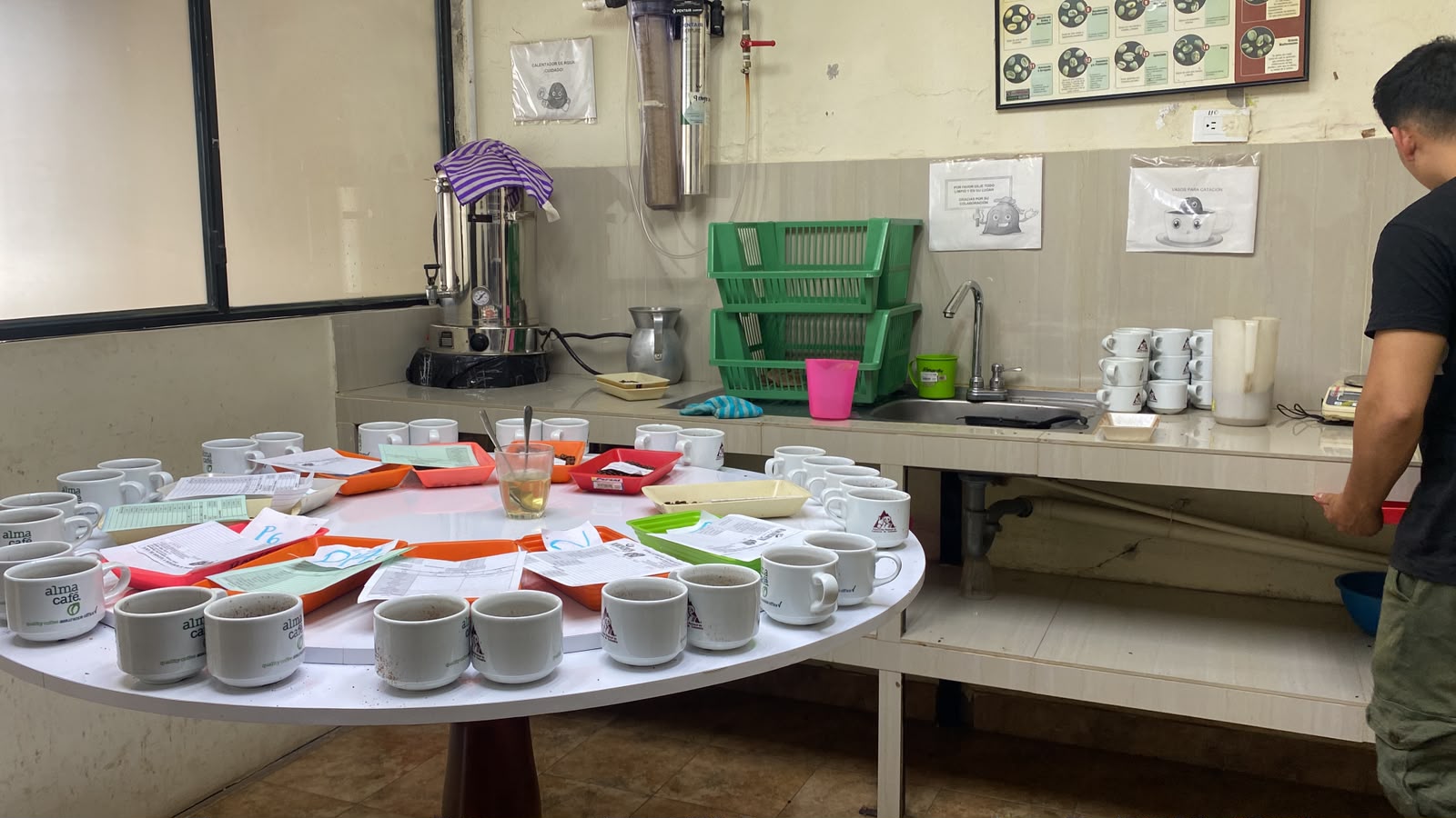 Preparación de café The Emerald Coffee